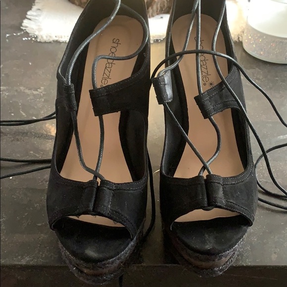 Black lace up wedges - Picture 2 of 4